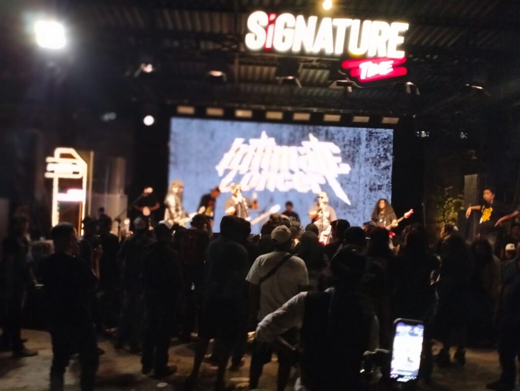 Kota Tegal Diguncang oleh Intimate Concert Lawang Pitu dan Peluncuran Album